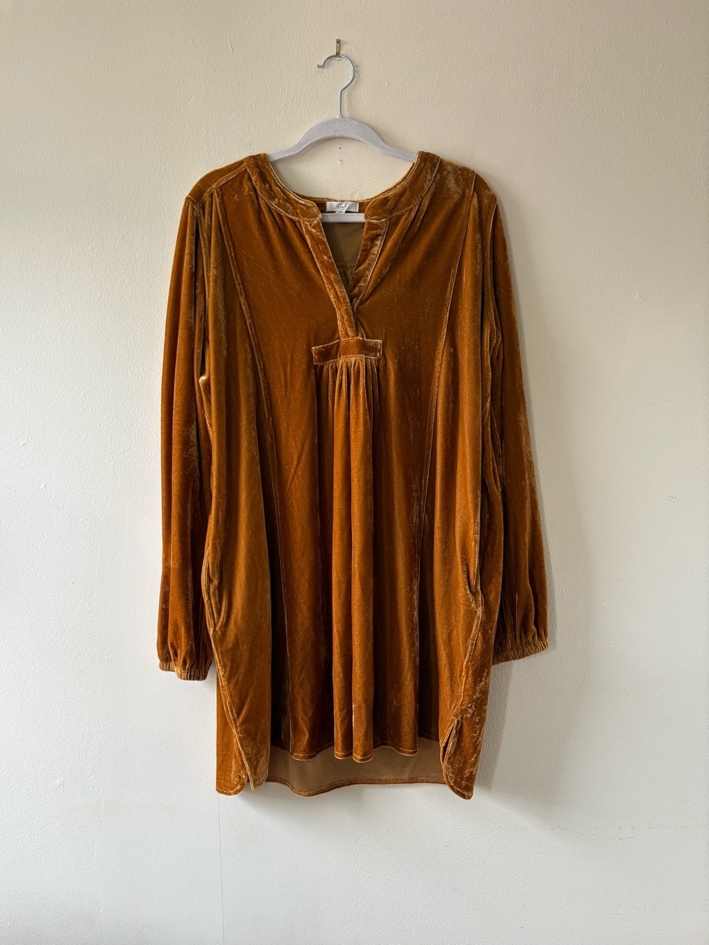 easel velvet tunic dress in rust orange
